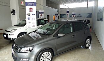 VOLKSWAGEN Polo – 2011 full