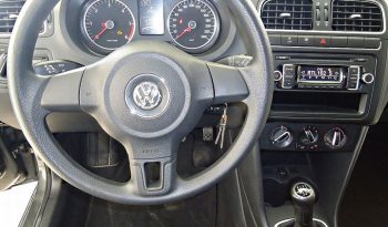 VOLKSWAGEN Polo – 2011 full