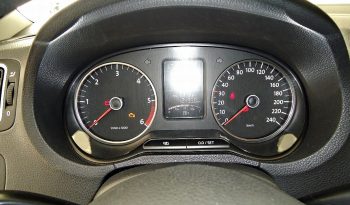 VOLKSWAGEN Polo – 2011 full