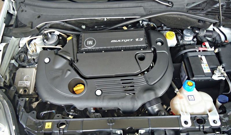 FIAT Punto (2012) full