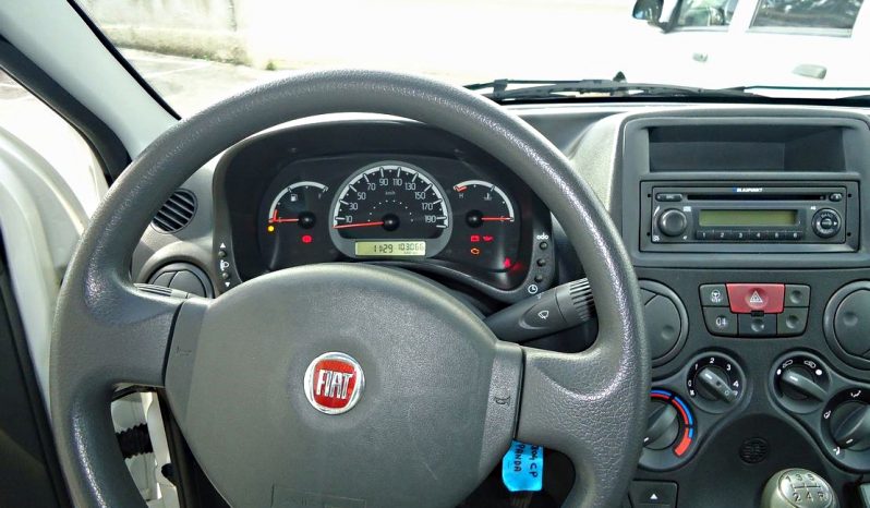 FIAT Panda (2010) full