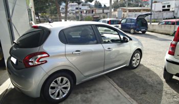 PEUGEOT 208 (2013) full