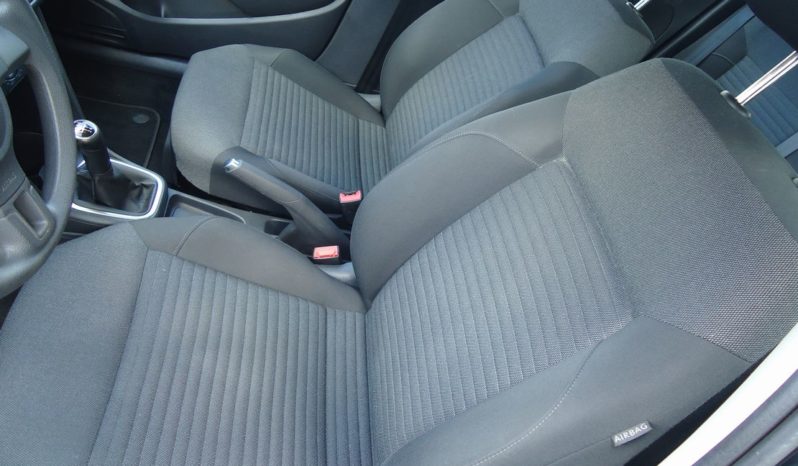 VOLKSWAGEN POLO (2012) full