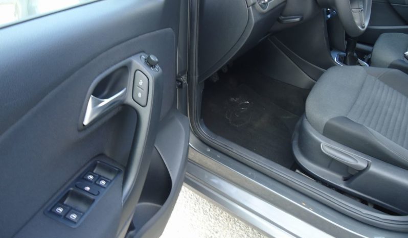 VOLKSWAGEN POLO (2012) full