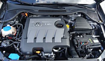 VOLKSWAGEN POLO (2012) full