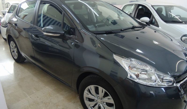 PEUGEOT 208 (2014) full