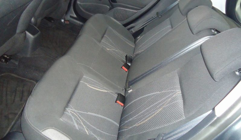 PEUGEOT 208 (2014) full