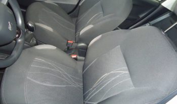 PEUGEOT 208 (2014) full