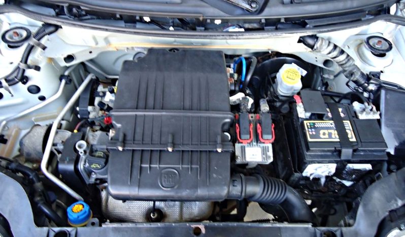 FIAT Panda (2011) full