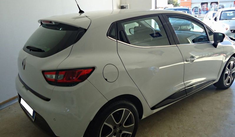 RENAULT CLIO Live (2015) full