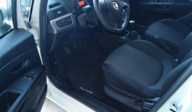 FIAT Punto (2013) full