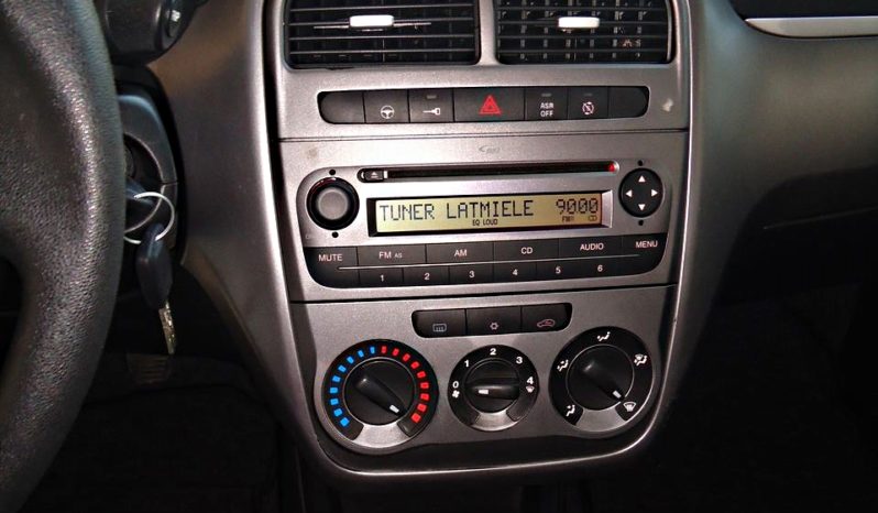 FIAT Punto (2013) full