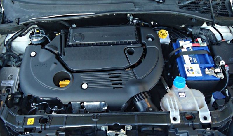 FIAT Punto (2013) full