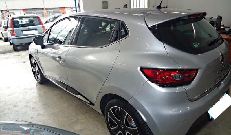 RENAULT Clio (2016) full