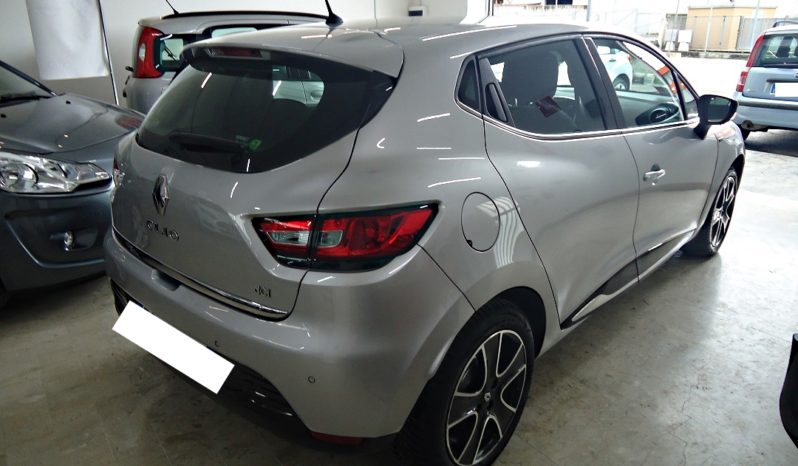 RENAULT Clio (2016) full