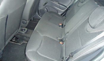 RENAULT Clio (2016) full