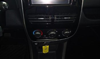 RENAULT Clio (2016) full