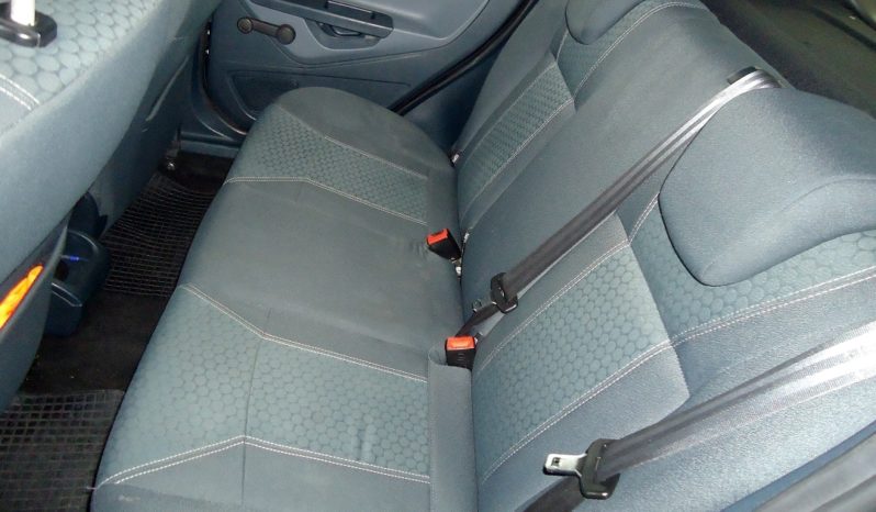 FORD Fiesta (2009) full