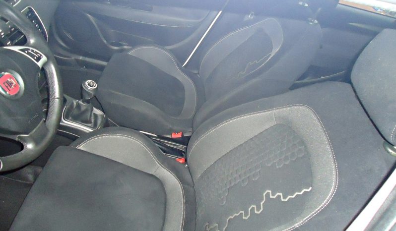 FIAT Punto lounge (2014) full