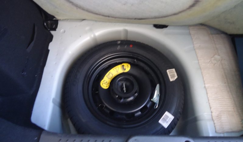 FORD Fiesta (2013) full
