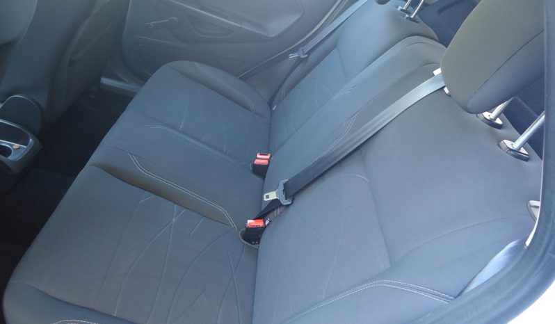 FORD Fiesta (2013) full
