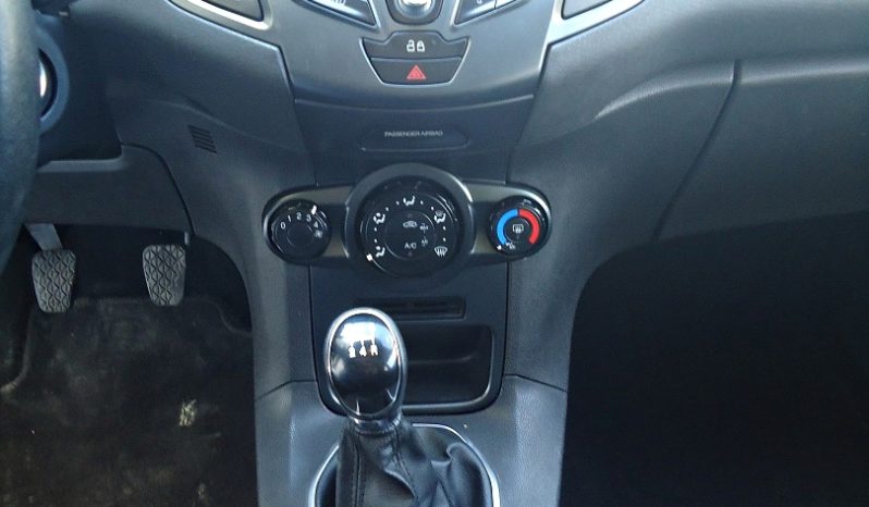 FORD Fiesta (2013) full
