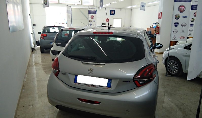 PEUGEOT 208 (2015) full