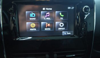 Renault Clio (2015) full