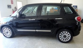 FIAT 500 L (2015) full