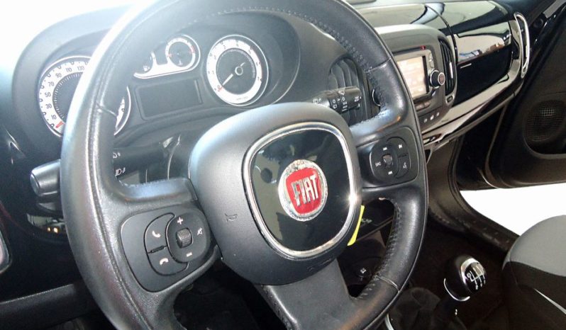 FIAT 500 L (2015) full