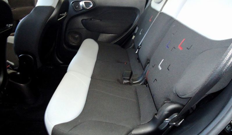 FIAT 500 L (2015) full
