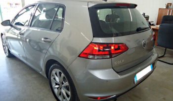 VOLKSWAGEN Golf (2015) full