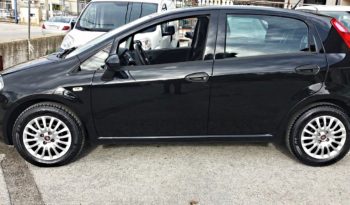 FIAT Punto (2015) full