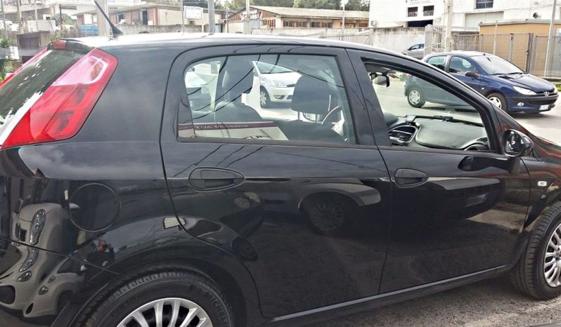 FIAT Punto (2015) full