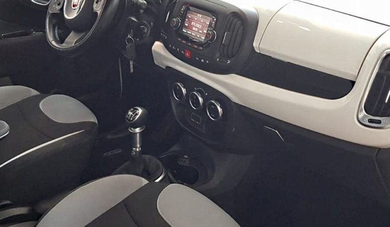 FIAT 500 L (2015) full