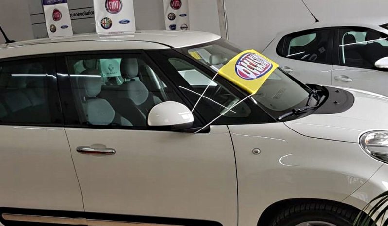 FIAT 500 L (2015) full
