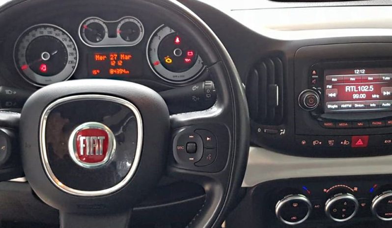 FIAT 500 L (2015) full