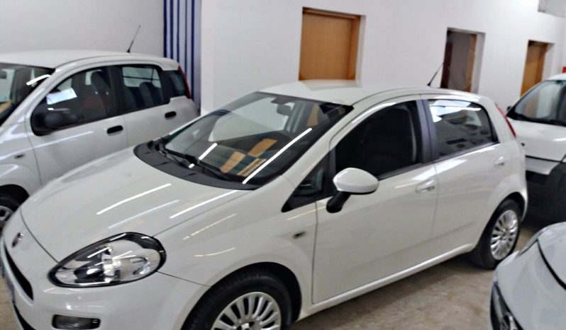 FIAT Punto (2015) full