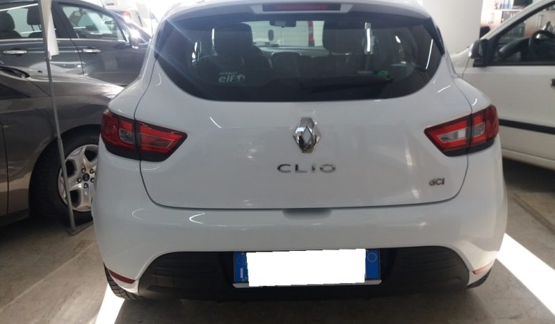 Renault Clio (2016) full
