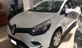 Renault Clio (2016) full
