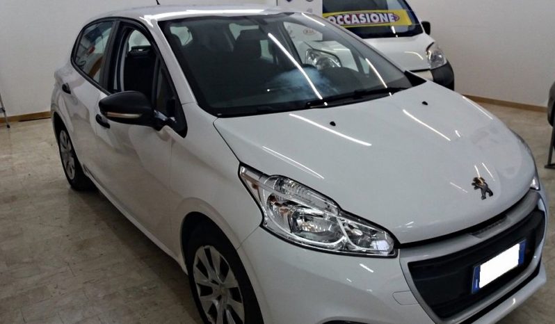 PEUGEOT 208 (2015) full