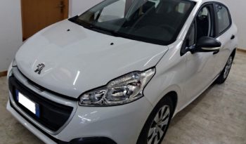 PEUGEOT 208 (2015) full