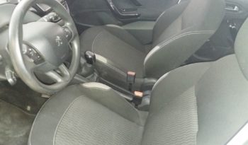 PEUGEOT 208 (2015) full