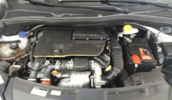 PEUGEOT 208 (2015) full