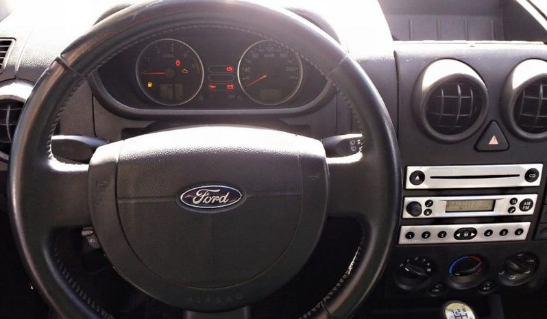 FORD Fusion (2005) full