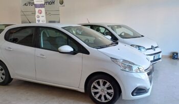 PEUGEOT  208 HDI (2018) full