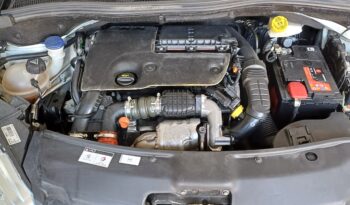 PEUGEOT  208 HDI (2018) full